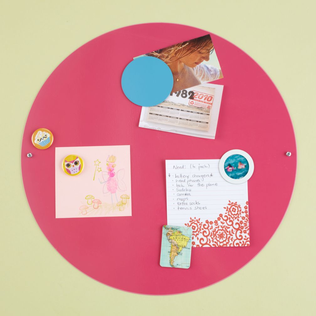 Perfect Circle 16" Magnet Board (Pink)